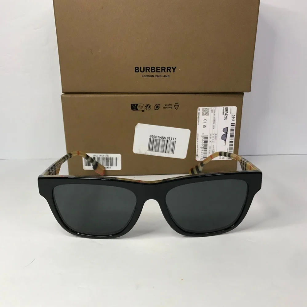 New - 💯 Original Burberry Grey Square Men's Sunglasses BE4293 380687 56.